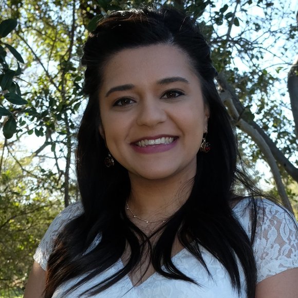Meet your Posher, Candice - Picture 1 of 1